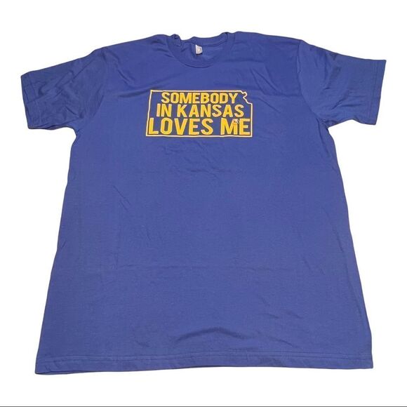 Somebody In Kansas Loves Me 100% Cotton Tee XL Gift Idea Travel Unisex SS - Picture 6 of 11